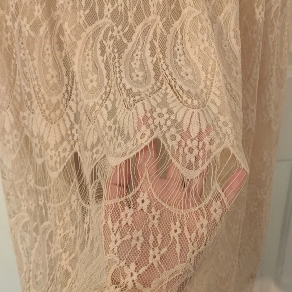 Boho Cream Lace Maxi Skirt - Picture 2 of 5